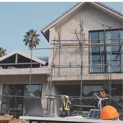Residential home construction project with scaffolding in Los Angeles by 5 Star Contractor LA